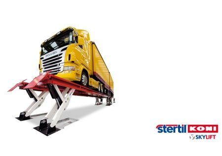 Stertil-Koni Skylift at Autopromotec 2019